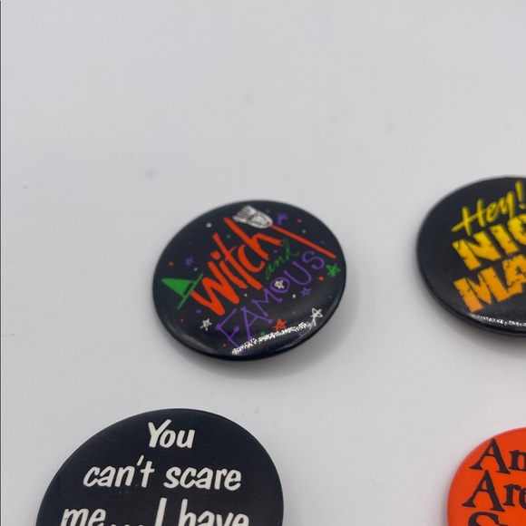 Colorful‎ Button Set - Picture 2 of 12